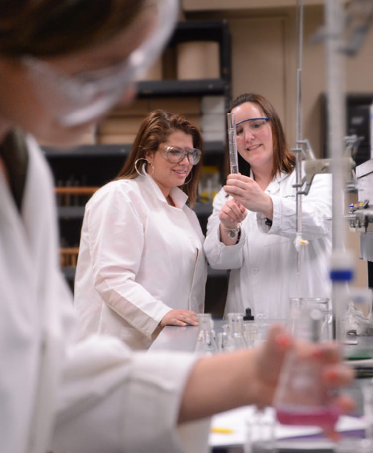 students at FMCC working in a lab